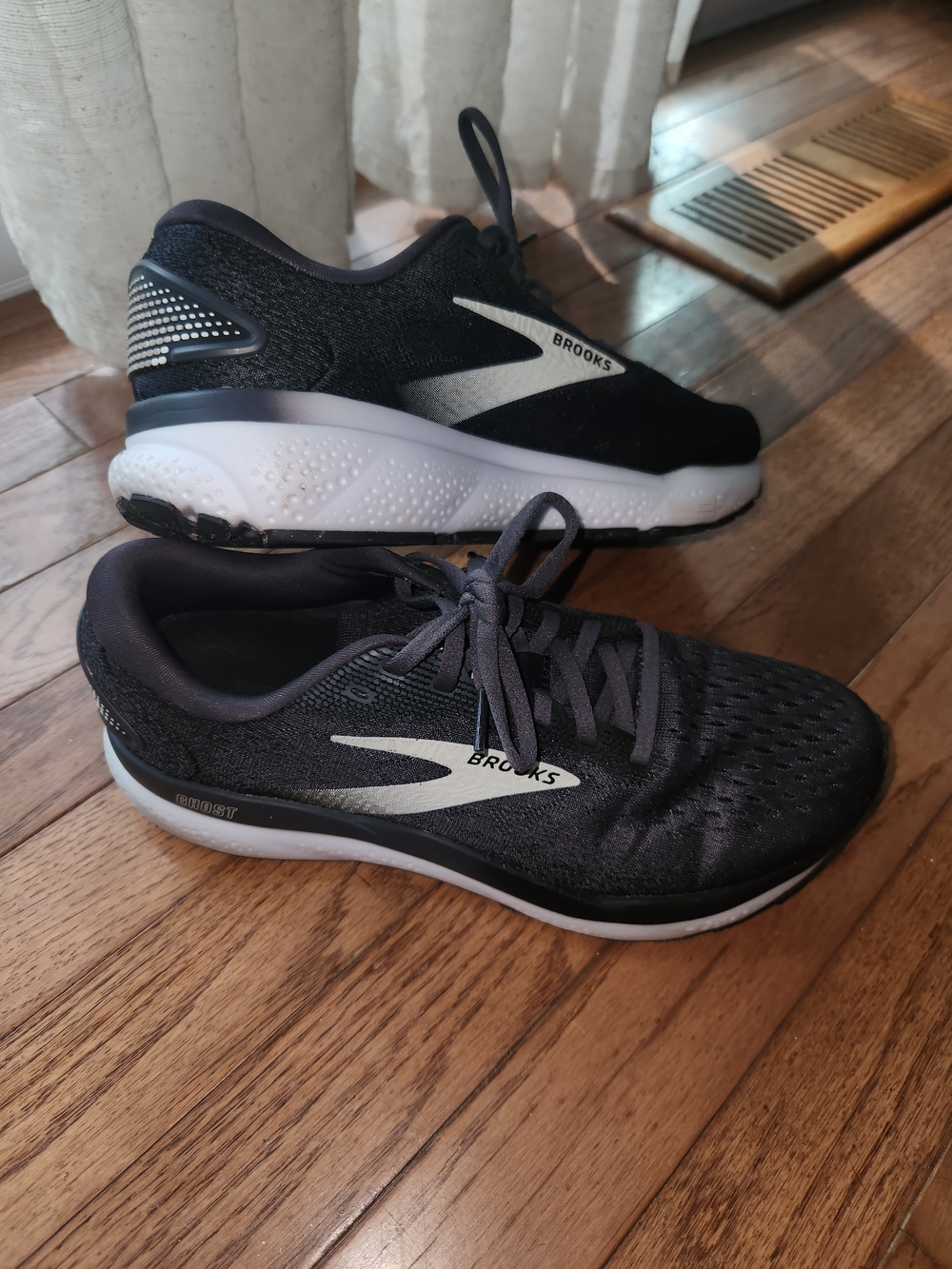 Brooks Womens Running Sneakers - Black, Dark Gray. White